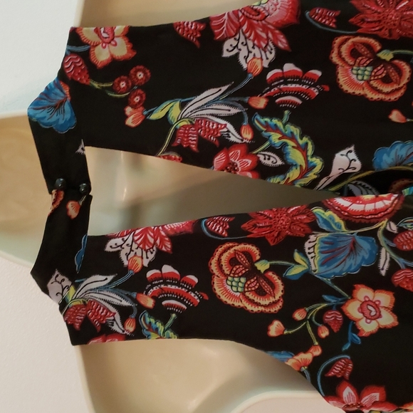 By & By Romper is a size S. Excellent condition. Choker style. - Picture 5 of 6